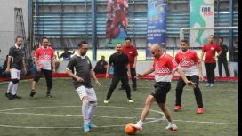 Laga pembukaan olahraga Turnamen Piala Bupati Bekasi, Tim Forkopimda berkesempatan tanding melawan Tim Futsal DPRD Kabupaten Bekasi, pada Turnamen Futsal Piala Bupati Bekasi 2025, di Deltamas Sport Center, Cikarang Pusat, Jumat (08/08/2025).