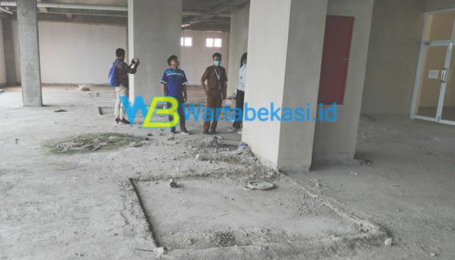 
					Sudah 8 Bulan Rampung Gedung Baru 5 Lantai RSUD Jatisampurna Tapi Belum Beroperasi