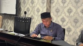 Anggota Komisi III DPRD Kota Bekasi Muhammad Kamil Syaikhu dalam sebuah rapat komisi.