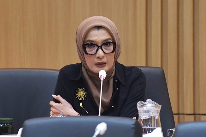 
					Anggota Komisi IX DPR RI, Arzeti Bilbina
