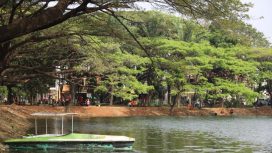 Wisata air Danau Duta Harapan Bekasi.