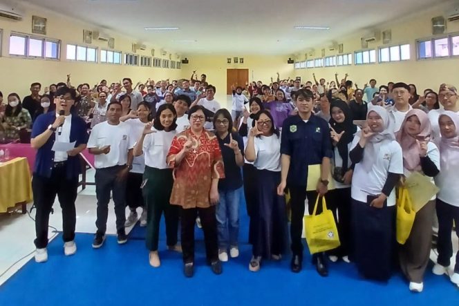 
					Mafindo Bekasi menggelar AI Goes to School.