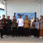 Foto bersama Wakil Wali Kota Bekasi Abdul Harris Bobihoe para anggota dewan dan unsur Muspika usai peresmian SPPG Bojongmenteng, Rawalumbu, Kamis (14/8/2025).