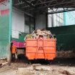 Tempat Penampungan Sementara (TPS) sampah, dekat RSUD Pondokgede menimbulkan bau menyengat, ganggu pasien dan pengunjung.