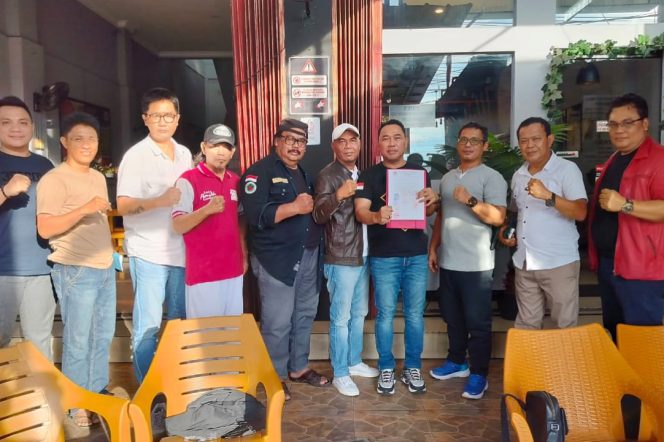 
					Deni Muhamad Ali pimpinan Aliansi Ormas Kota Bekasi.