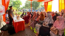 Anggota DPRD Kota Bekasi dari Fraksi PKS, Adhika Dirgantara, saat menyerap aspirasi dari para kader Posyandu.