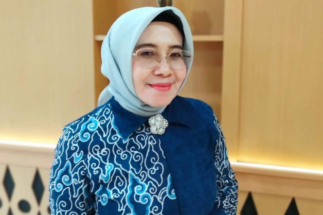 
					Anggota DPRD Kota Bekasi yang juga Ketua Fraksi PAN, Evi Mafriningsianti.