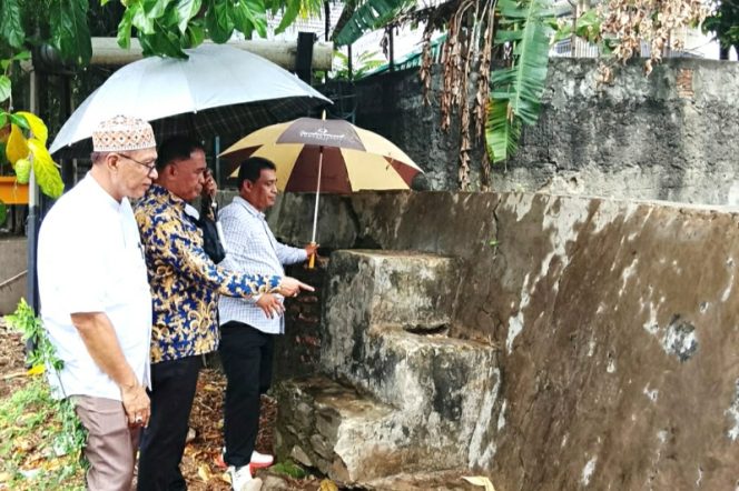 
					Tanggul Kali Pekayon Rusak Dewan Syafei Desak Pemkot Bekasi Gercep Untuk Perbaiki 