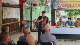Wakil Ketua II DPRD Kota Bekasi Faisal saat menjaring aspirasi di Pondokgede.