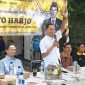 H. Ajo saat memberikan sambutan sebagai anggota dewan dalam reses di Medansatria.