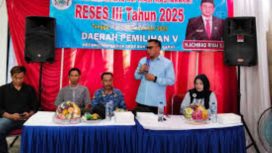 Anggota DPRD Kota Bekasi Ahcmad Rivai saat menggelar reses III Tahun 2025.