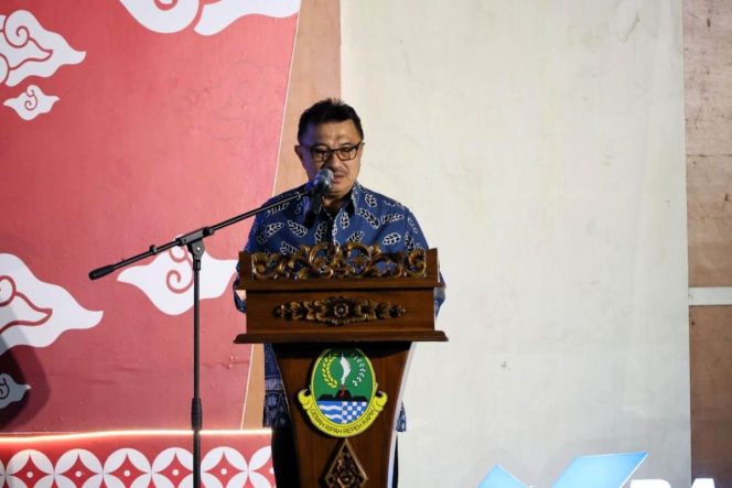 
					Wakil Wali Kota Bekasi Abdul Harris Bobihoe.
