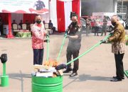Pemusnahan barang bukti kejahatan oleh Kejari Kabupaten Bekasi bersama unsur Forkopimda.