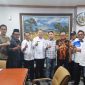 Direktur Utama PT Mitra Patriot berfoto bersama para perwakilan Ormas dan LSM se-Kota Bekasi.