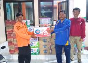 Pemkab Bekasi menyalurkan bantuan kemanusiaan kepada warga terdampak bencana hidrometeorologi sebagai bentuk kepedulian sekaligus upaya meringankan beban masyarakat di Bulan Suci Ramadan.