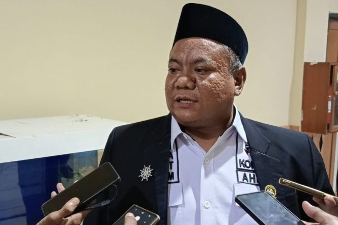 
					Anggota DPRD Kota Bekasi, Ahmadi Madonk.