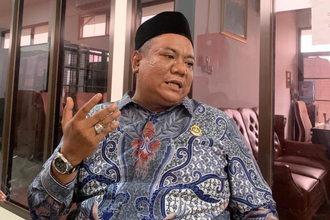 
					Anggota DPRD Kota Bekasi Ahmadi Madonk.