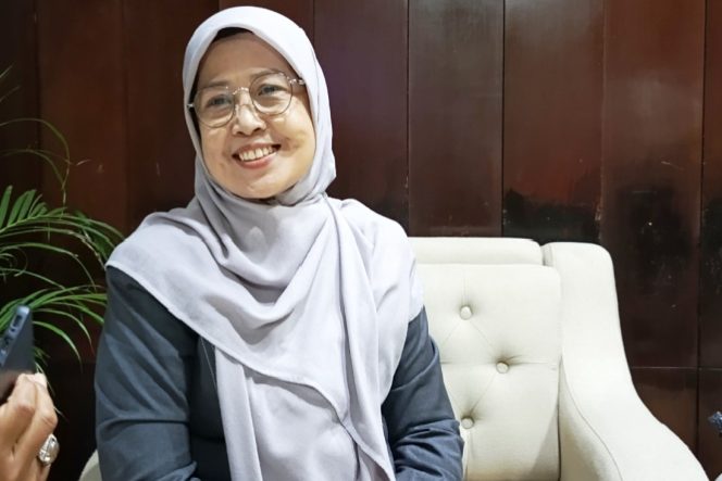 
					Anggota DPRD Kota Bekasi, Ii Marlina.