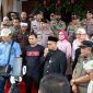DPRD Kota Bekasi saat menerima massa aksi mahasiswa yang persoalkan banjir dan polder yang tidak efektif.