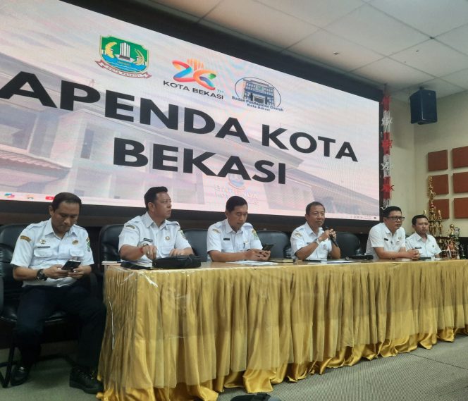 
					Kepala Bapenda Kota Bekasi saat memberikan keteranganya kepada awak media