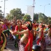 Ribuan penari saat melakukan aksi tarian