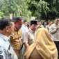 Presiden Prabowo saat menyambangi RSUD CAM didampingi Wali Kota Bekasi Tri Adhianto