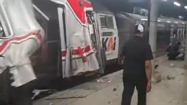 Tabrakan KA Argo Bromo Anggrek dengan KRL