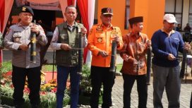 Unsur Forkopimda Kabupaten Bekasi memperingati Hari Kesiapsiagaan Bencana Nasional.