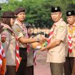 Penganugerahan gelar Pramuka Garuda oleh Sekretaris Daerah Pemerintah Kabupaten Bekasi, Endin Samsudin, Senin (4/5/2026).