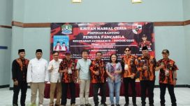 Anggota DPRD Kota Bekasi Yenny Kristianti saat menghadiri kegiatan Khitanan masal yang dilakukan oleh PP Ranting Jatimakmur