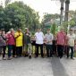 Bampur saat meninjau kali duren jaya
