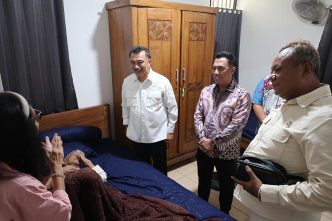 
					Wawali Harris Bobihoe Temui Anak Sayuti Melik, Sampaikan Undangan Kehormatan dari Presiden Prabowo