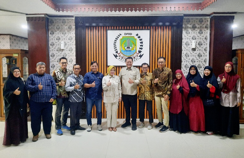 Tolak Jalan Lingkungan Dipakai Akses Cluster, Warga Perumahan Pemda Jatiasih Mengadu ke DPRD
